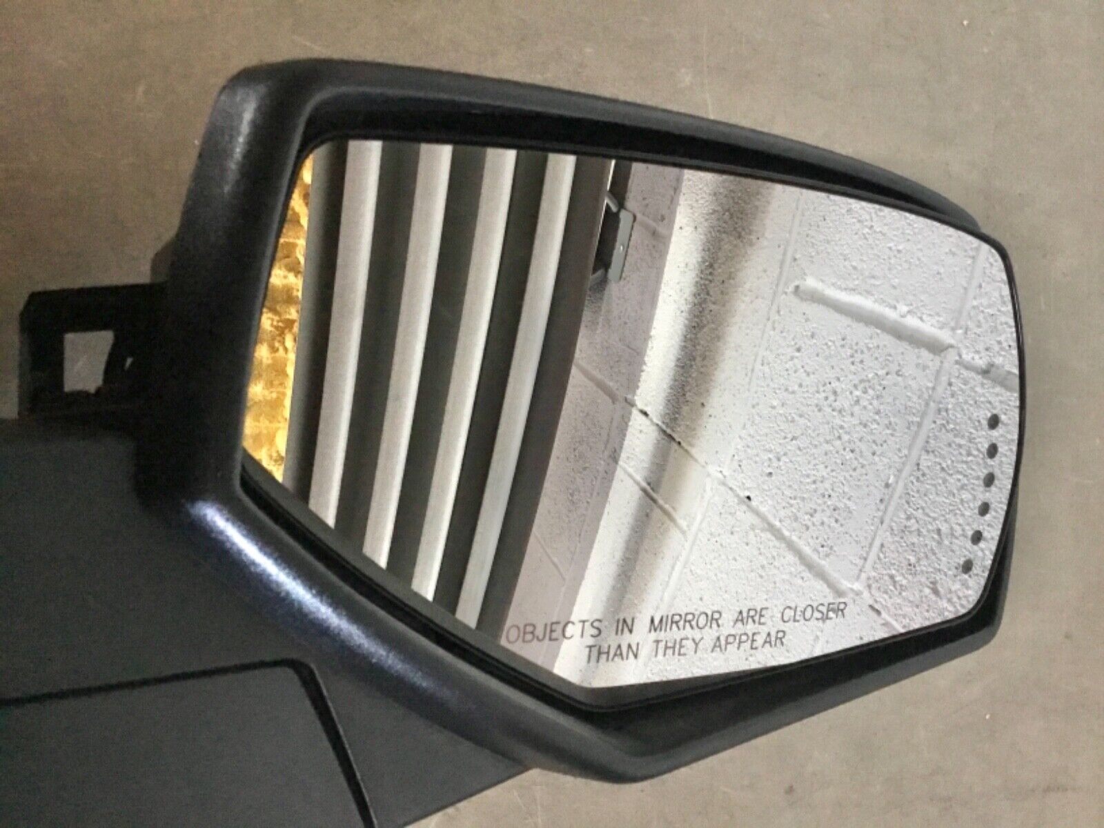 2014-2018 Chevy Silverado/GMC Sierra Right Door Mirror ArrowSig OEM 84342121✅✅