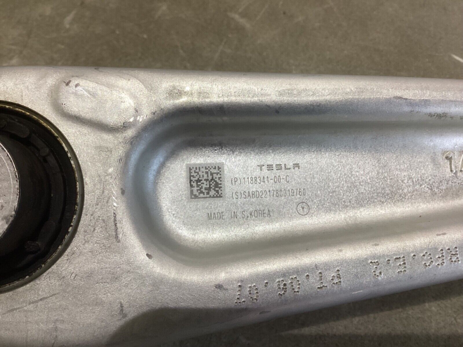 2020 2023 Tesla Model 3 front control arm assembly COMPLETE ✅ OEM 1188341-00-c