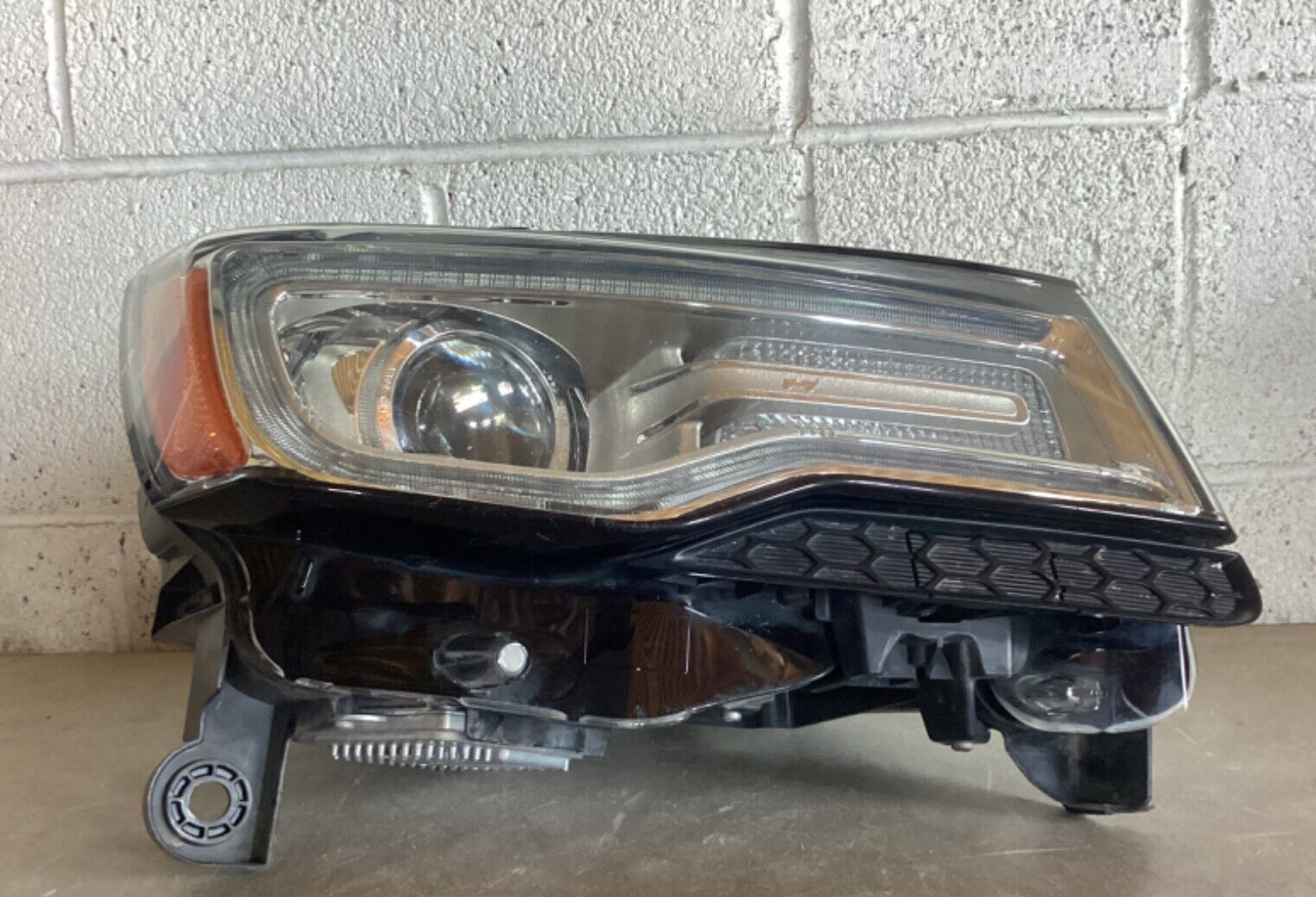 2014 2016 Jeep Grand Cherokee Passenger XENON HID Headlight CHEAPEST🔔68144702AE