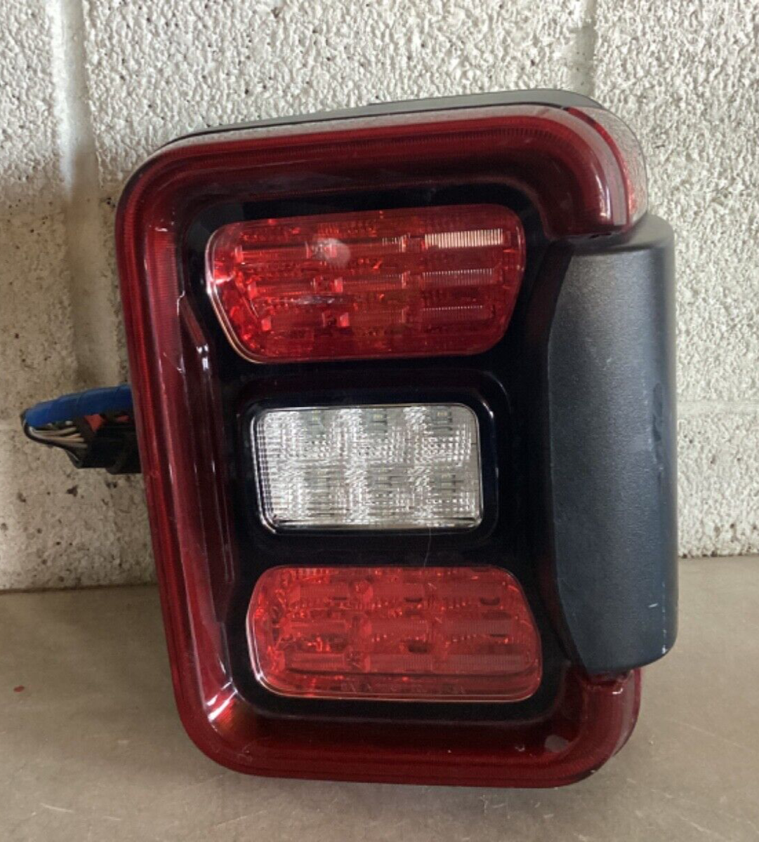 2020 2023 Jeep Gladiator Passenger FULL LED Tail Light COMPLETE 🌈OEM 68338384AH