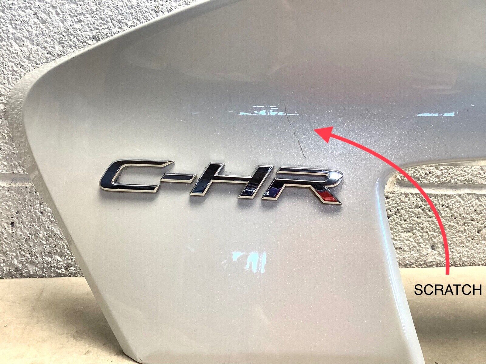 2018-2022 Toyota C-HR Tailgate Molding Trim Garnish Pearl NICE⭐️OEM 76811-F4010