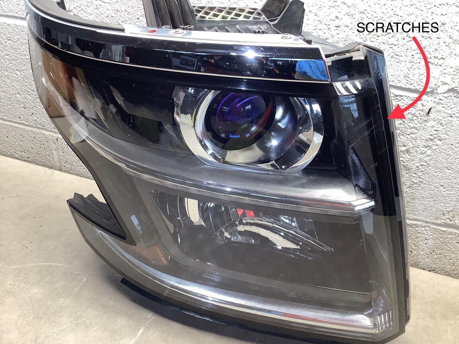 2015-2019 Chevrolet Tahoe Suburban Passenger Headlight Halogen LED NICE LENS✅OEM