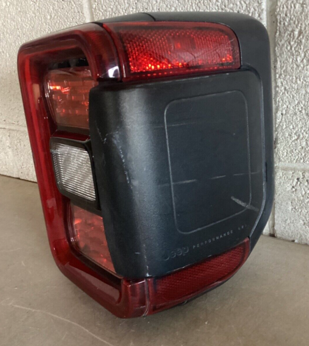 2020 2023 Jeep Gladiator Passenger FULL LED Tail Light COMPLETE 🌈OEM 68338384AH
