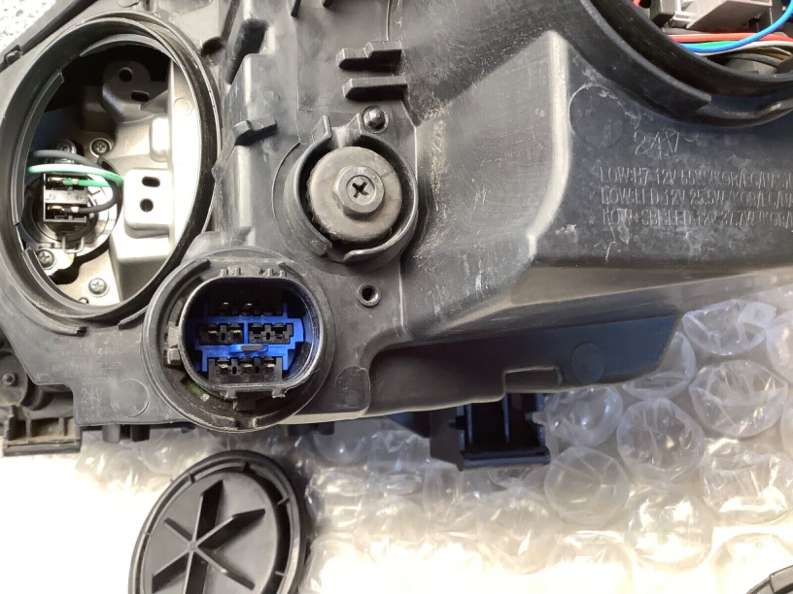 2016-2018 Hyundai Tucson Passenger Headlight Dual LED Projector TABS OK‼️GENUINE