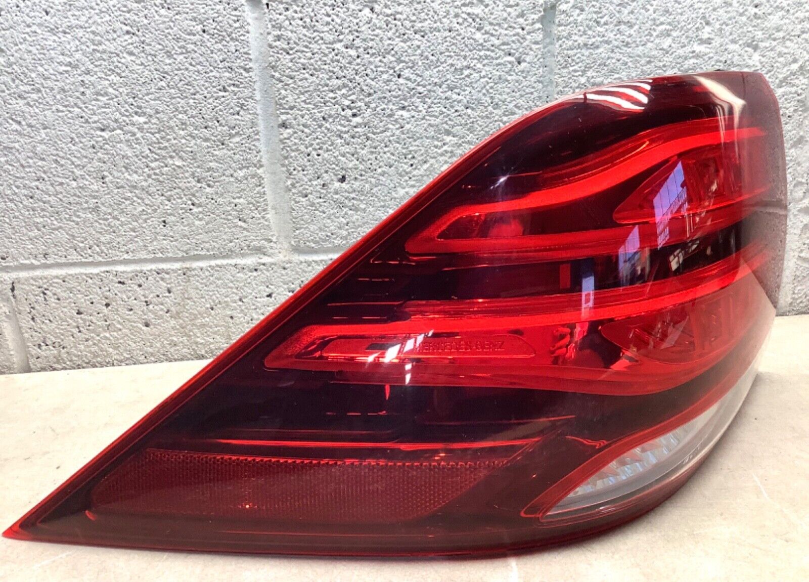 2016-2019 Mercedes-Benz GLE Driver Tail Light LED GET IT NOW📣OEM A1669065701