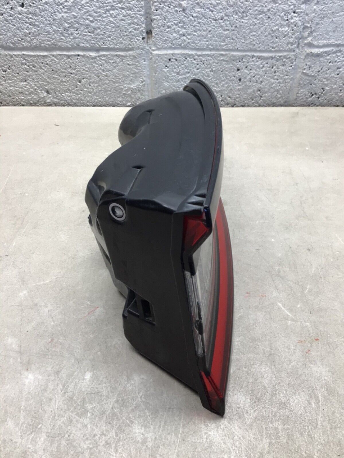 2015-2022 Dodge Charger Right Outer Tail Light LED COMPLETE OEM 68213144AD ✅✅