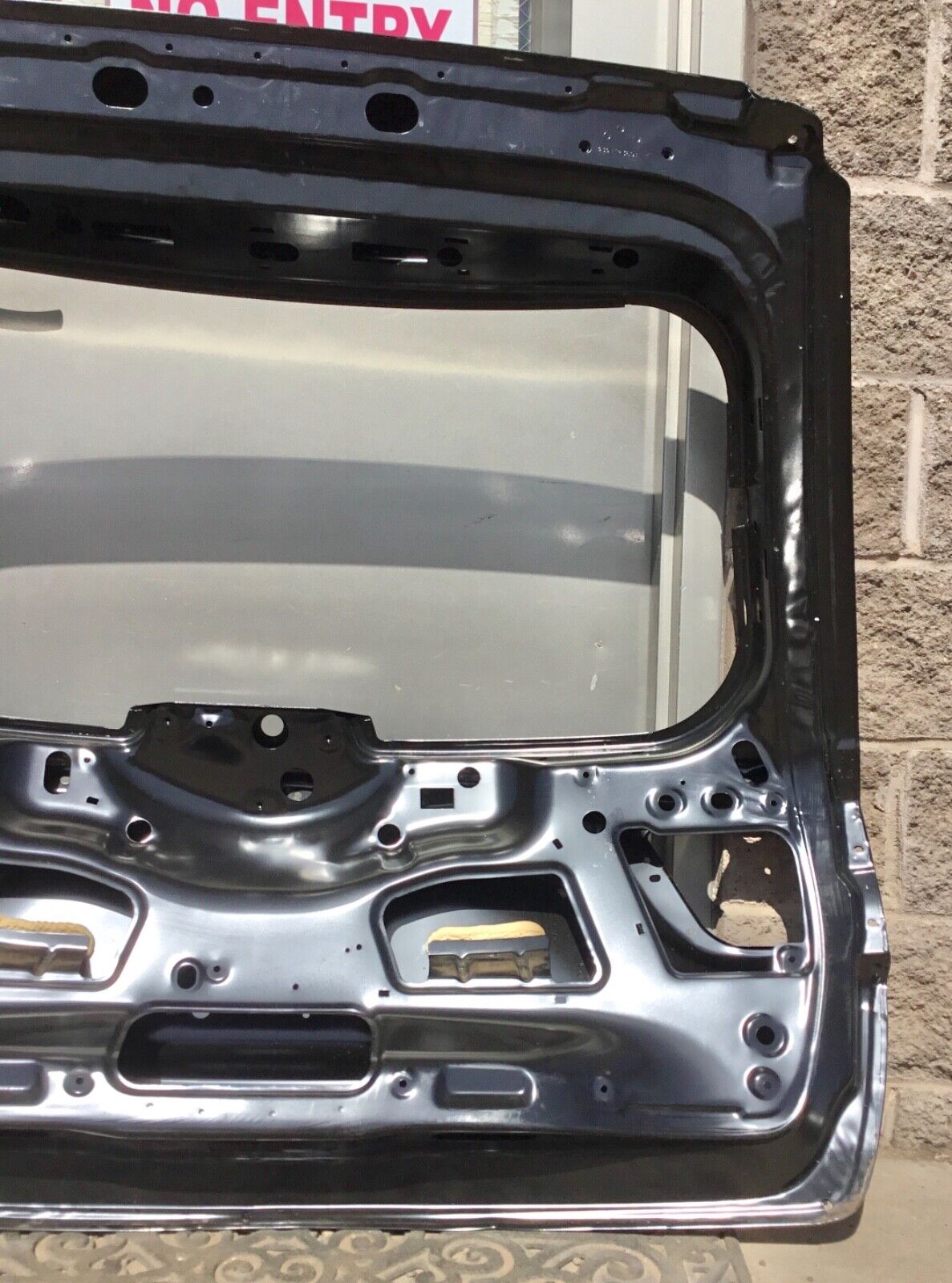 2014-2022 Jeep Grand Cherokee Tailgate Lift Gate NEW OPEN BOX OEM 68156575AH ✅✅