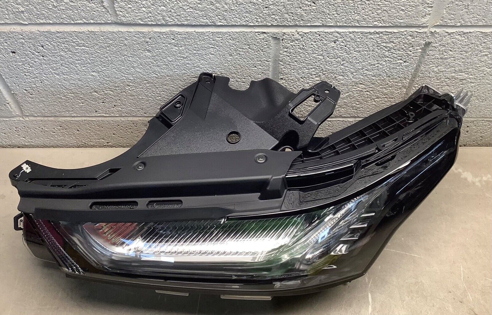 2022-2023 Chevrolet Traverse Driver Headlight FULL LED NEW OPEN BOX💯GENUINE