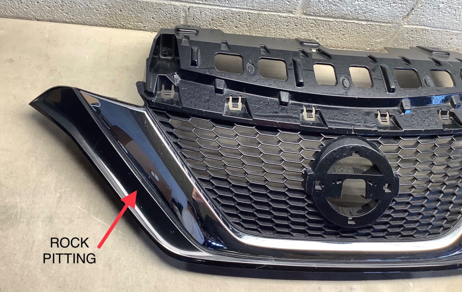2016-2019 Nissan Versa Note Grille W/O Logo READY TO INSTALL💡OEM 62310-9ME0A