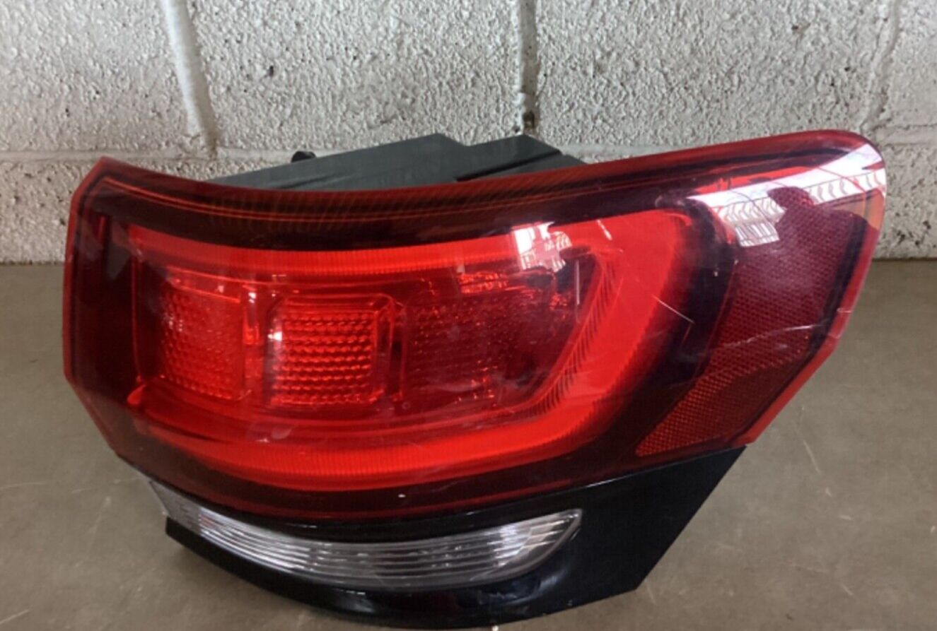 2014 2018 Jeep Grand Cherokee Driver LED Tail Light COMPLETE ✅ OEM 68142992AF